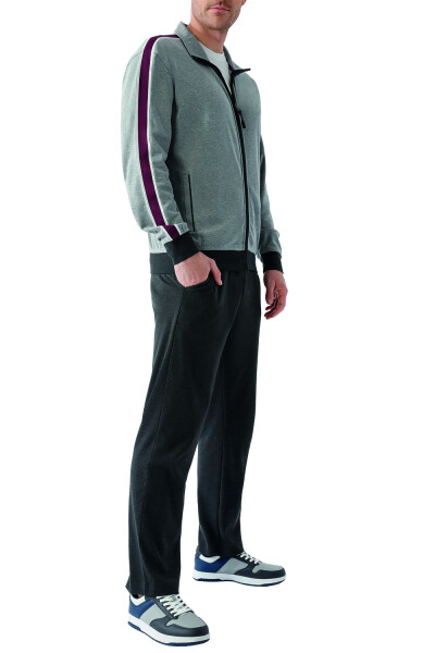 Grey (104)